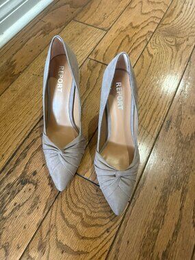 REPORT Yona Gray Suede Knot Pointed Toe Pumps 10